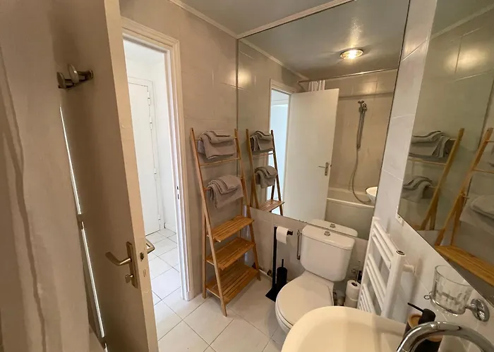 Frontière Monaco, 2 Pièces, Centre Appartement